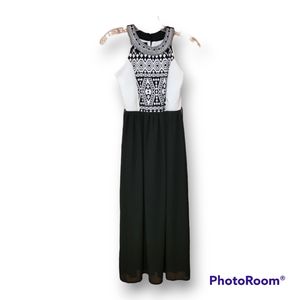 Amy's Closet Midi Embellished Neck/Bodice Sleeveless dress. Size Small